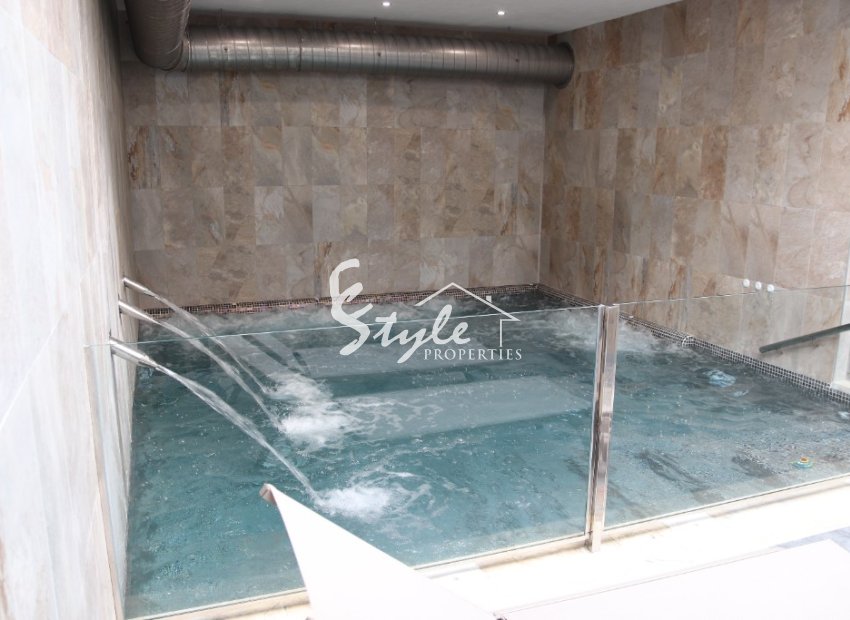 New build apartments for sale in Guardamar del Segura, Costa Blanca, Spain.ON1241_3