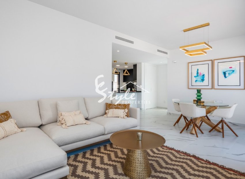 New build apartments for sale in San Miguel de Salinas, Costa Blanca, Spain. ON775 