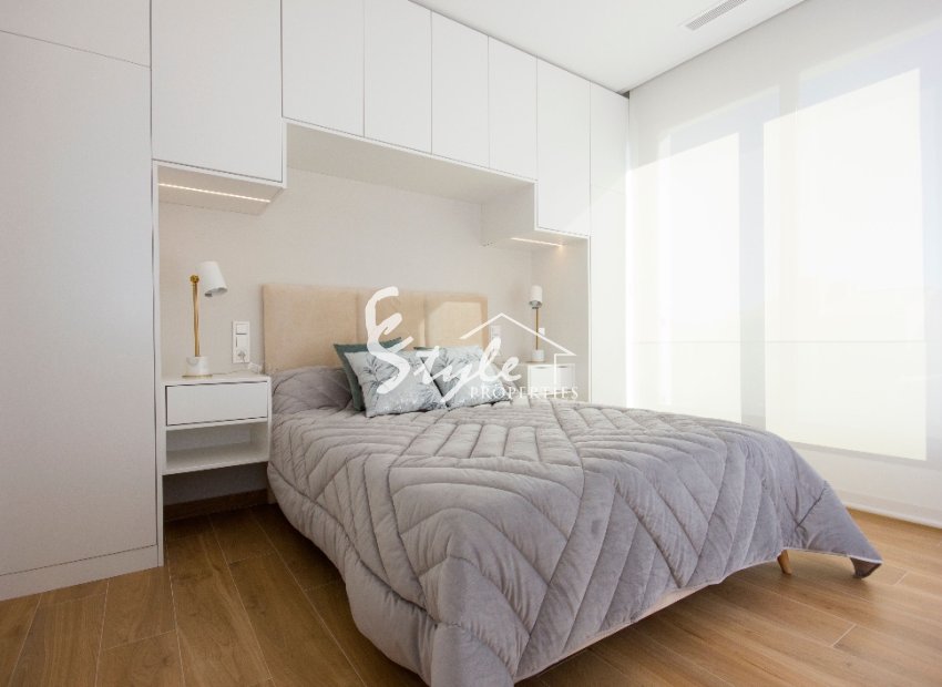 New build detached house for sale close to the sea in Campello, Alicante, Costa Blanca, Spain ON002