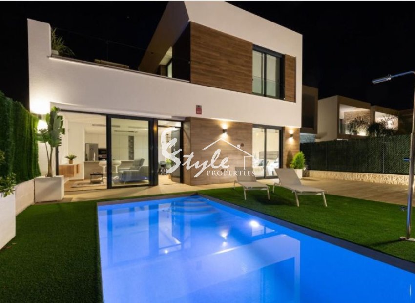 New build detached house for sale close to the sea in Campello, Alicante, Costa Blanca, Spain ON002