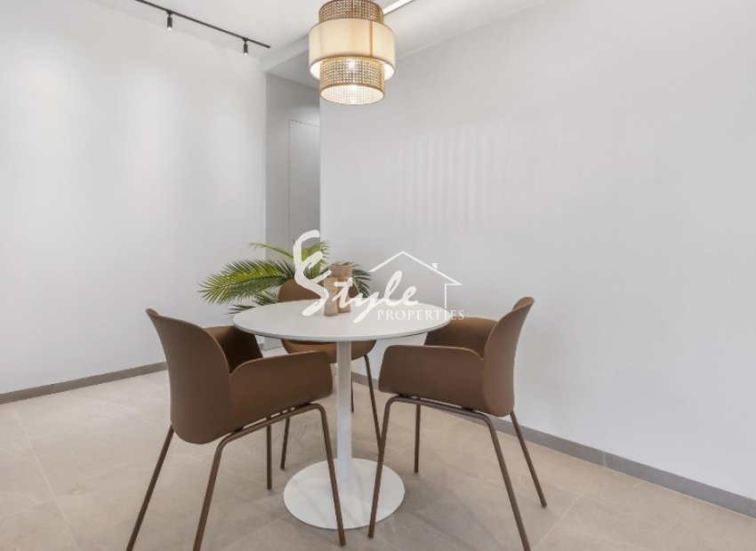 New build ground floor apartments for sale close to sea in Torrevieja, Costa Blanca, Spain ON1901