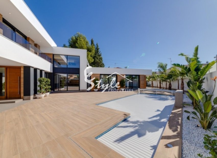 New build luxury villa in ciudad Quesada, Costa Blanca, Alicante. ON1794