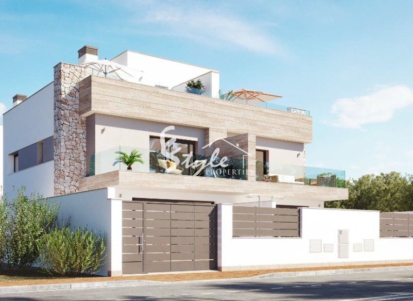 New build quads for sale in San Pedro del Pinatar, Murcia, Spain. ON1655