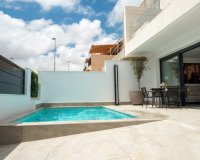 New build quads for sale in San Pedro del Pinatar, Murcia, Spain. ON1655