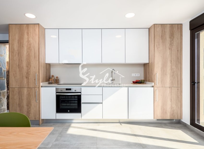 New build semi detached villa for sale in Villamartin, Costa Blanca, Spain. 0N1050_3