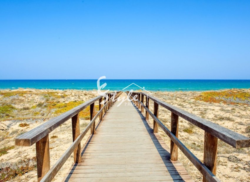 New build - Semi-Detached Villa - La Marina