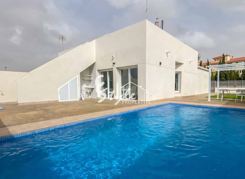 New build - Semi-Detached Villa - Los Alcazares
