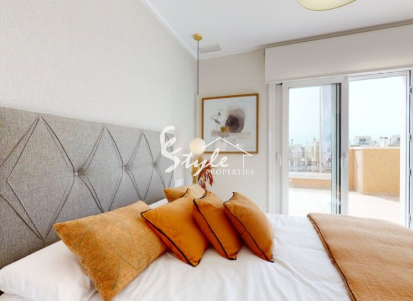 New build townhouse for sale in Pilar de la Horadada, Costa Blanca, Spain. ON1872