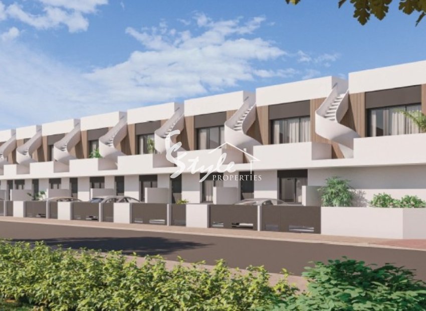 New build townhouse for sale in Pilar de la Horadada, Costa Blanca, Spain. ON1878