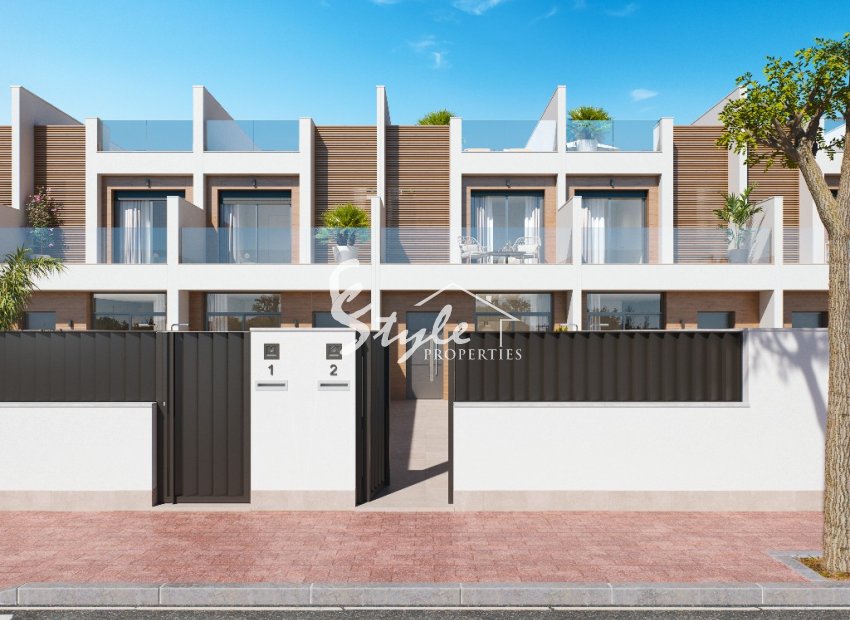 New build townhouse for sale in San Pedro del Pinatar, Murcia, Spain. ON1620