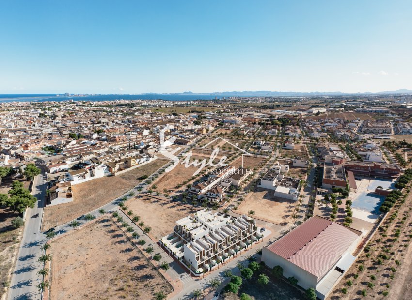 New build townhouse for sale in San Pedro del Pinatar, Murcia, Spain. ON1620