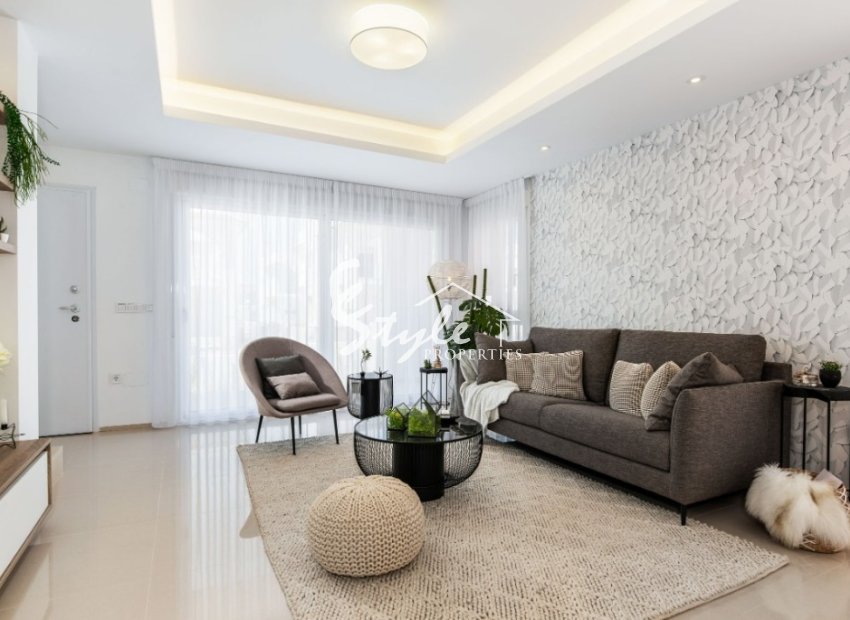 New build townhouse in Ciudad Quesada, Costa Blanca, Spain. ON1789