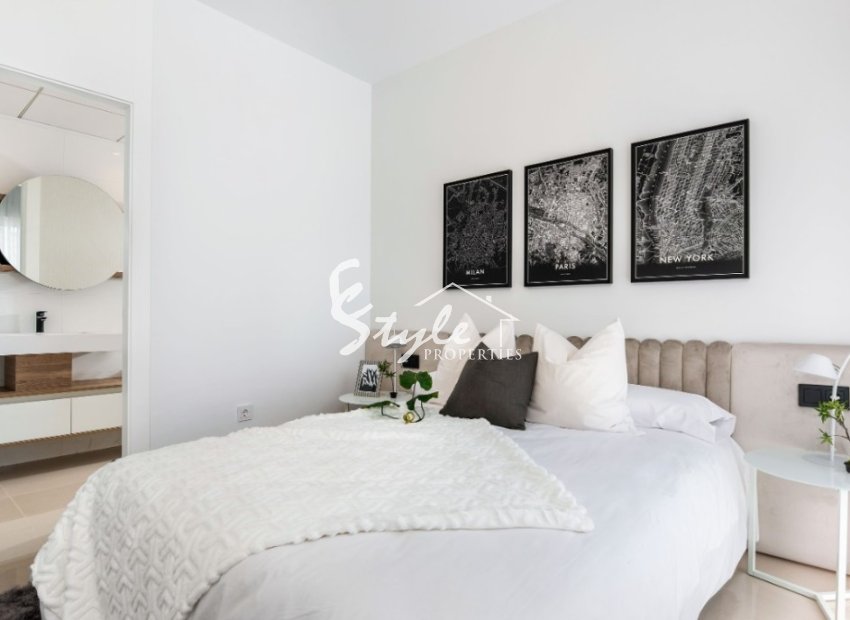 New build townhouse in Ciudad Quesada, Costa Blanca, Spain. ON1789