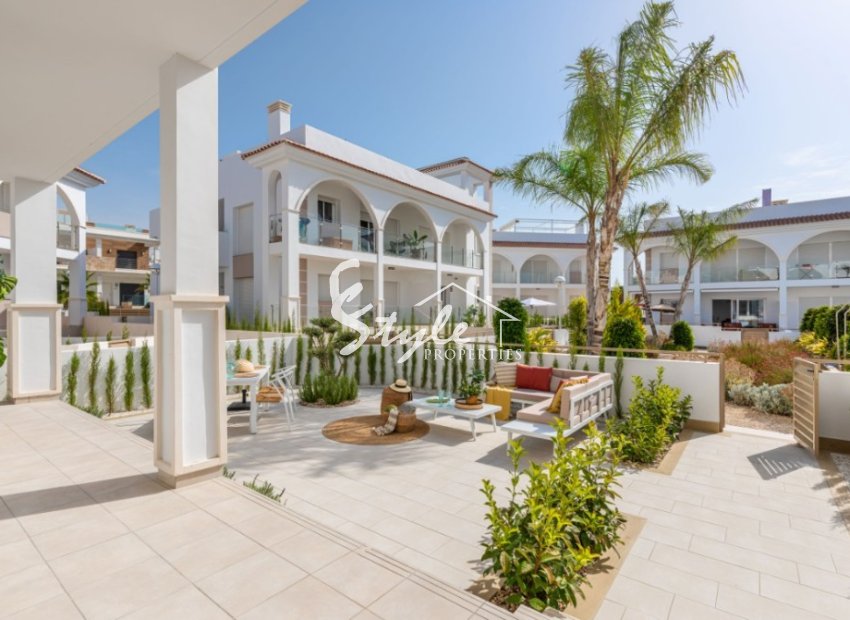 New build townhouse in Ciudad Quesada, Costa Blanca, Spain. ON1789