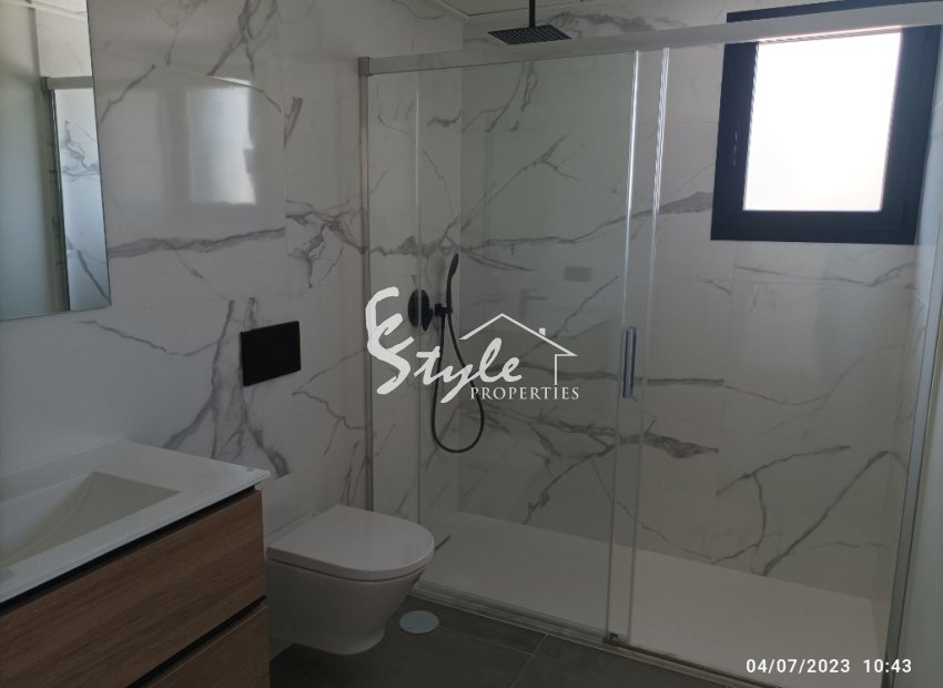 New build townhouses for sale in Villamartin, Costa Blanca, Spain. ON1782