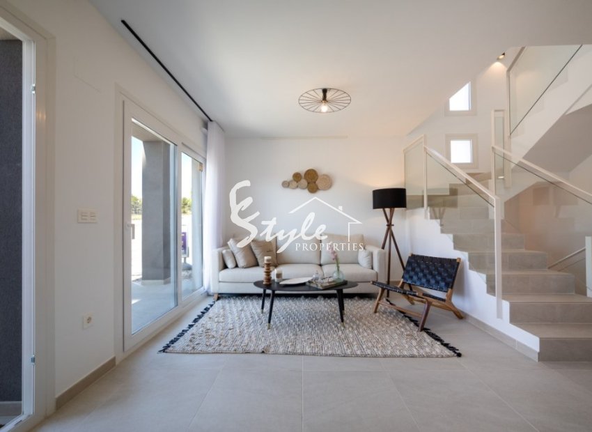 New build townhouses for sale near Elche, Costa Blanca, Spain. ON770