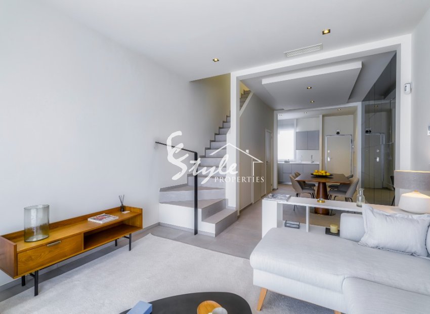 New build townhouses in Pilar de La Horadada, Costa Blanca, Spain. ON1483_2