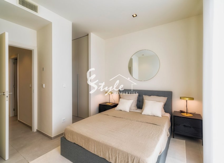 New build townhouses in Pilar de La Horadada, Costa Blanca, Spain. ON1483_3