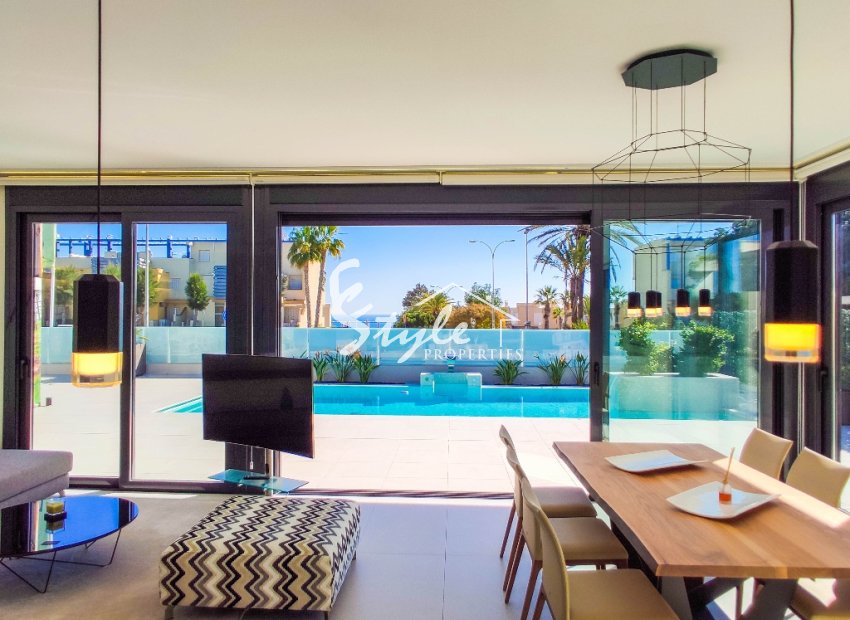 new build villa for sale close to the sea in Campoamor, Alicante, Costa Blanca