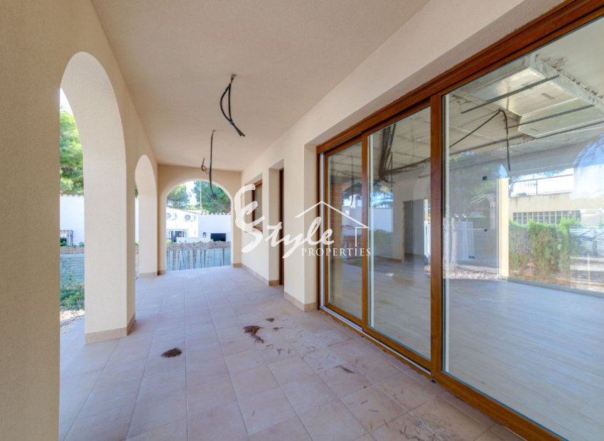 New build villa for sale in Punta Prima, Costa Blanca, Spain. ON1460