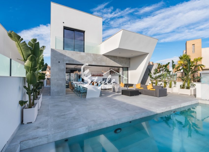 New build villas for sale in Ciudad Quesada, Costa Blanca, Spain.ON734