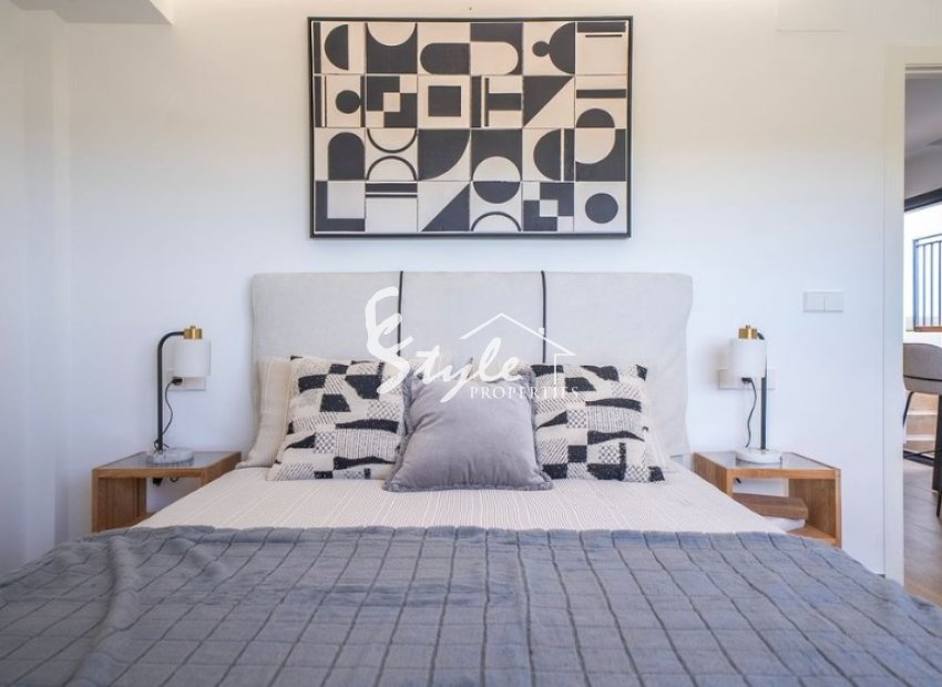 New build villas for sale in La Finca Golf, Costa Blanca, Spain. ON1887