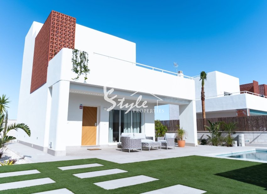 New built villas in Pilar de la Horadada. Costa Blanca.Spain.ON1548