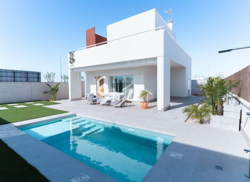New built villas in Pilar de la Horadada. Costa Blanca.Spain.ON1548