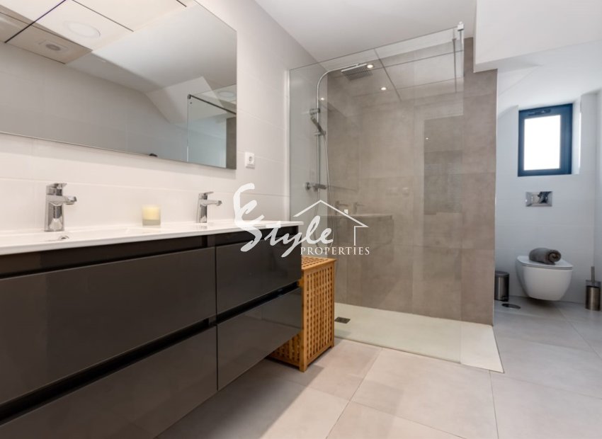 New built villas in Pilar de la Horadada, Costa Blanca.Spain.ON1825