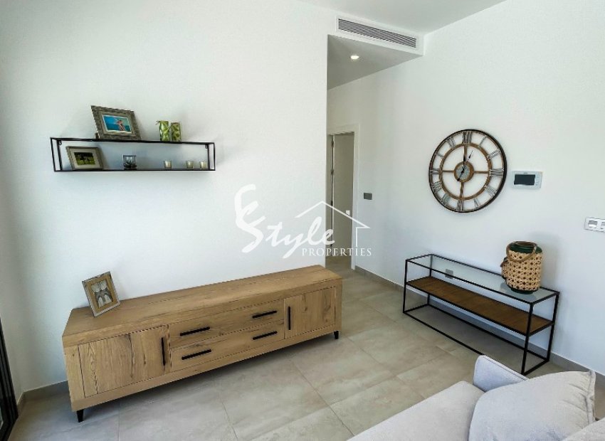 New built villas in Pilar de la Horadada, Pinar de Campoverde, Costa Blanca.Spain.ON1632