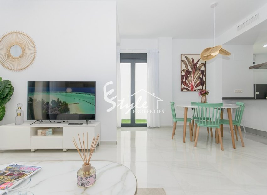 New development detached villas in Vista Bella Golf, Vega Baja. ID: ON1378