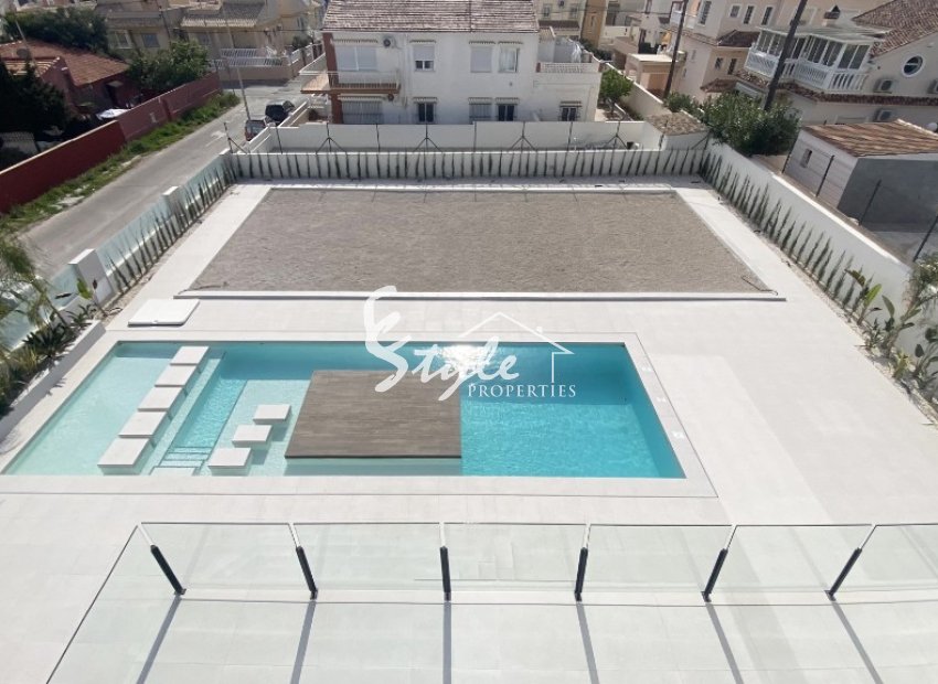 New luxury villa for sale in Torrevieja, Costa Blanca, Spain. ON1545