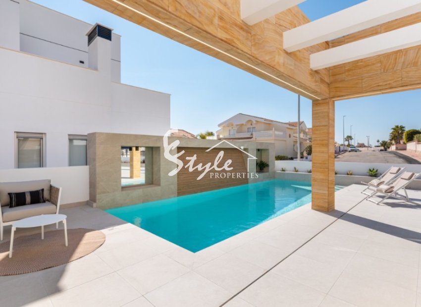 New villa for sale in Ciudad Quesada, Alicante, Costa Blanca. ON1416