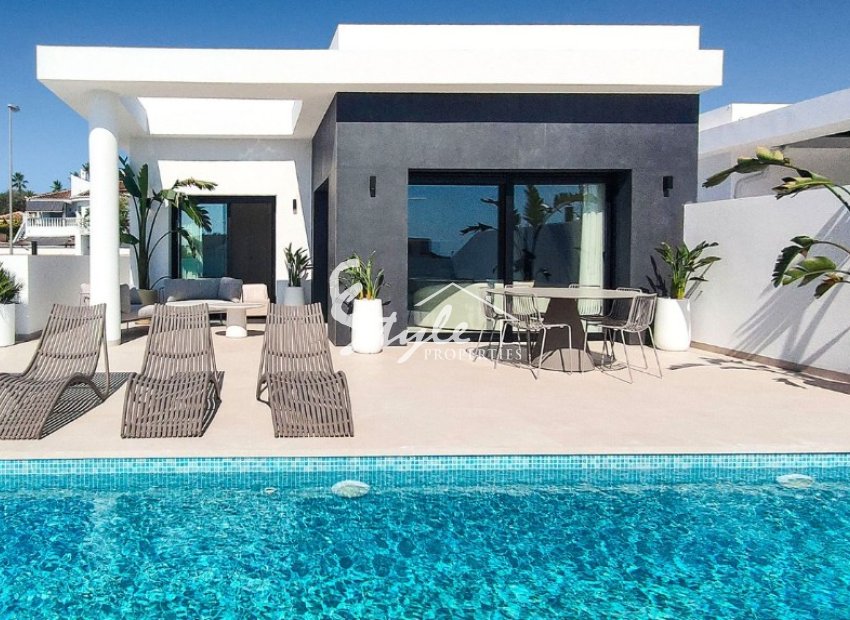 New villa for sale in  Ciudad Quesada, Alicante, Costa Blanca. ON1900