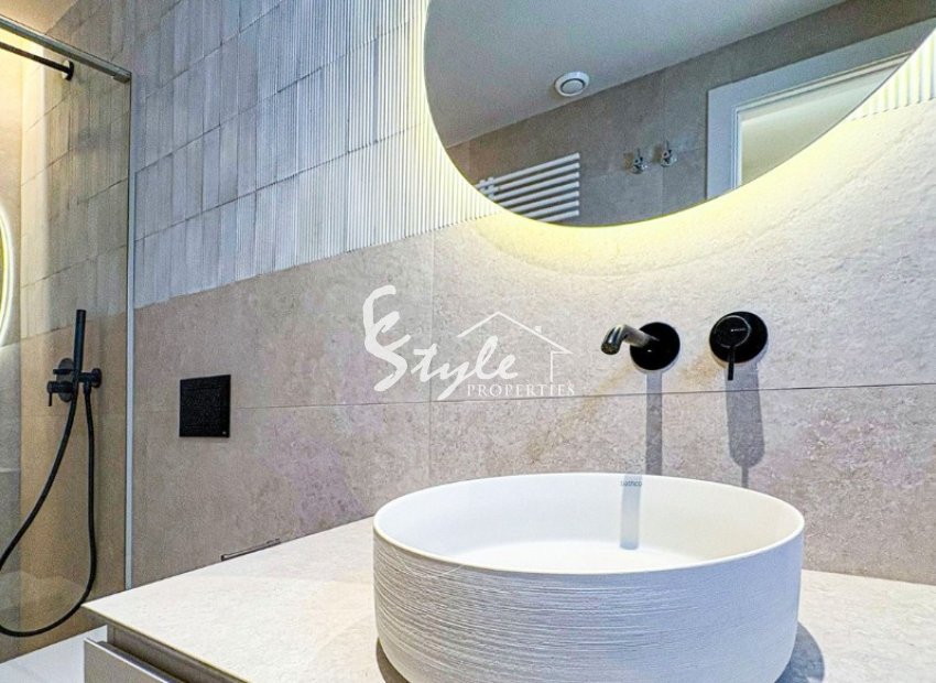 New villa for sale in  Ciudad Quesada, Alicante, Costa Blanca. ON1900