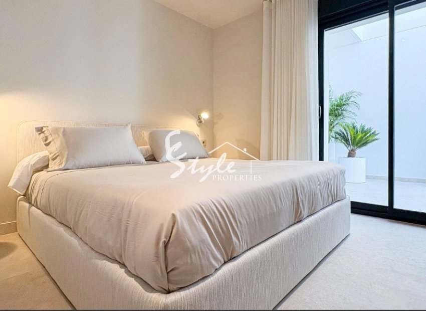 New villa for sale in  Ciudad Quesada, Alicante, Costa Blanca. ON1900