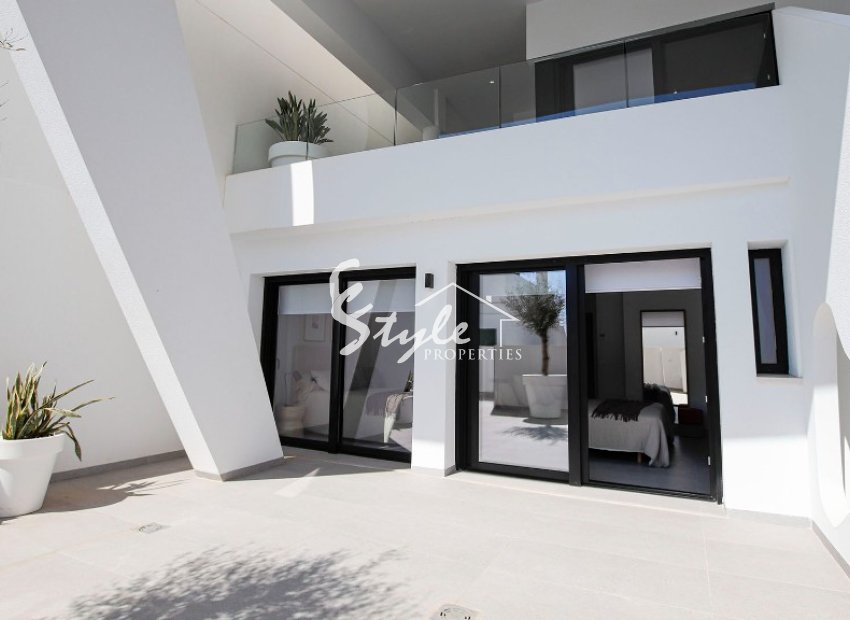 New villa for sale in Guardamar del Segura, Costa Blanca, Alicante, Spain.ON1508