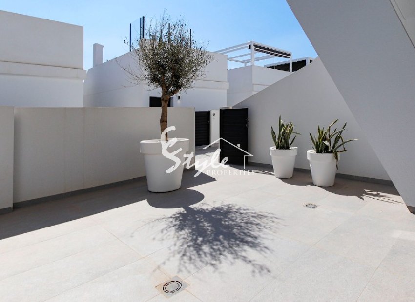 New villa for sale in Guardamar del Segura, Costa Blanca, Alicante, Spain.ON1508