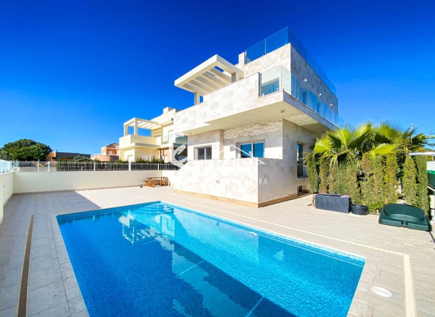 New villa for sale in La Zenia, Costa Blanca, Spain. ID1488