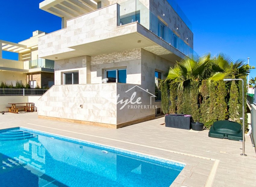 New villa for sale in La Zenia, Costa Blanca, Spain. ID1488