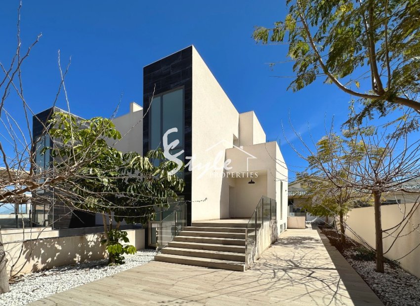 New villas for sale close to Mar de Cristal in Murcia region, Costa Banca, Sapin.ON1553