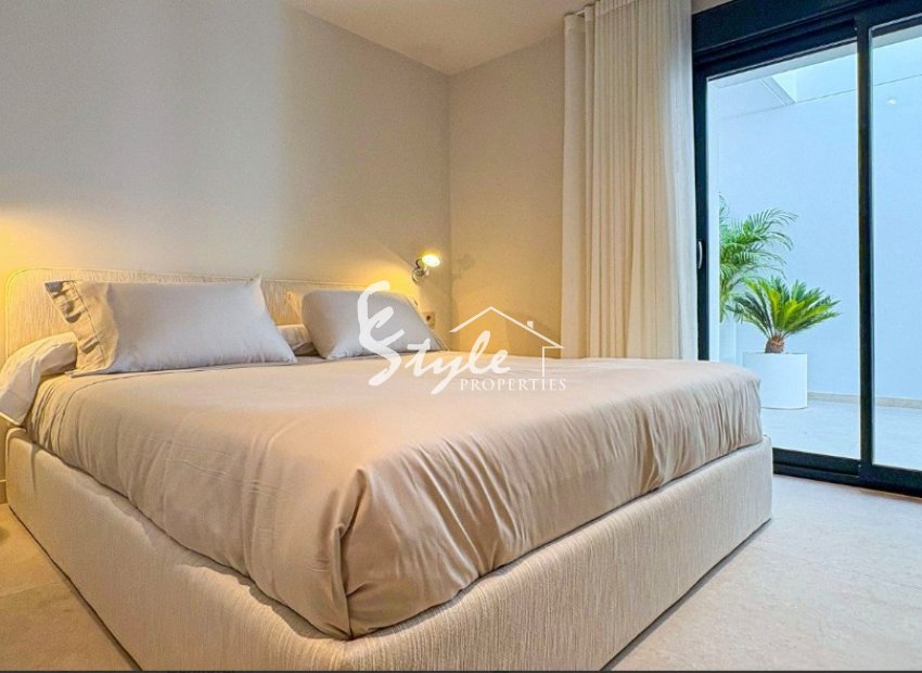 новая вилла в Сьюдад Кесада, Аликанте, Коста Бланка. ОN1898