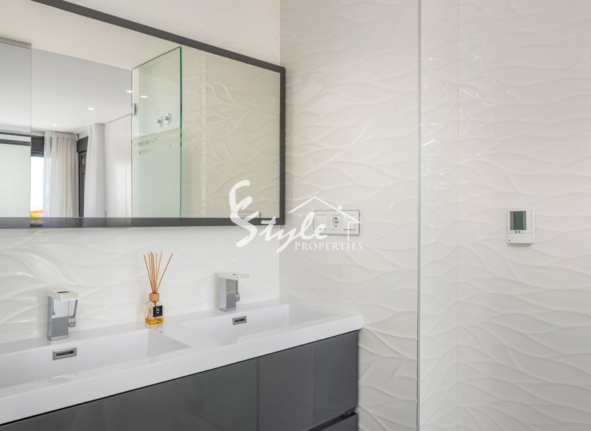 Новостройки - Detached - Playa Paraiso