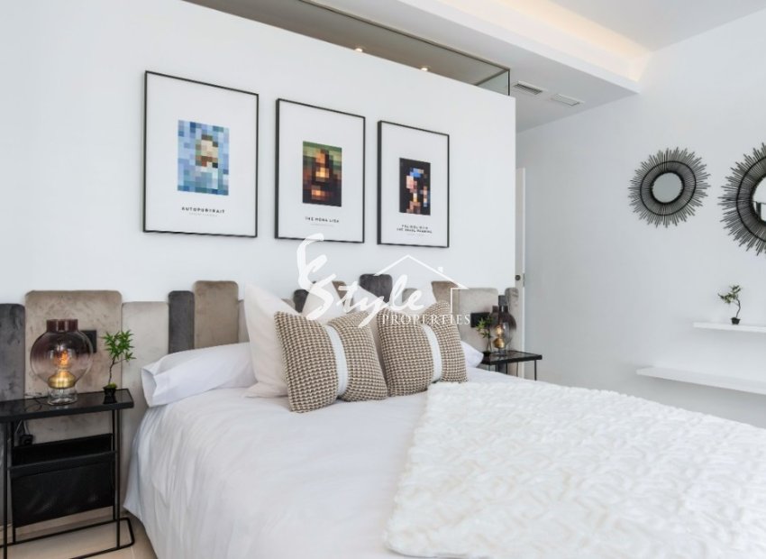 Новый таунхаус в Сьюдад Кесада, Коста Бланка, Испания. ОN1789