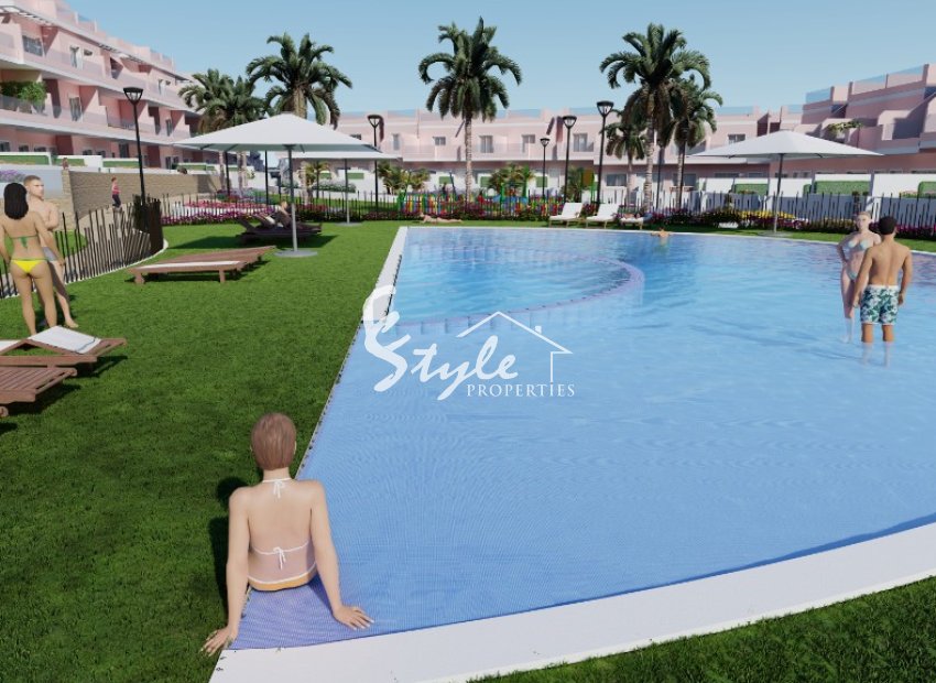 Nueva casa adosada junto a la playa en venta en Torre de la Horadada, Costa Blanca, España. ON1233_A