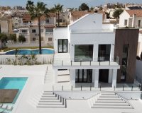 Nueva villa de lujo en venta en Torrevieja, Costa Blanca, España. ON1545