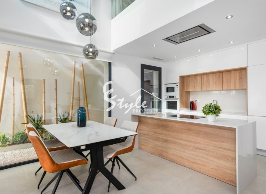 Nueva villa en venta en Benijofar, Costa Blanca, España. ON1502