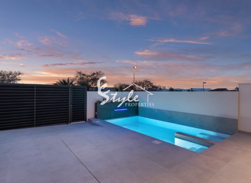 Nueva villa en venta en Benijofar, Costa Blanca, España. ON1502