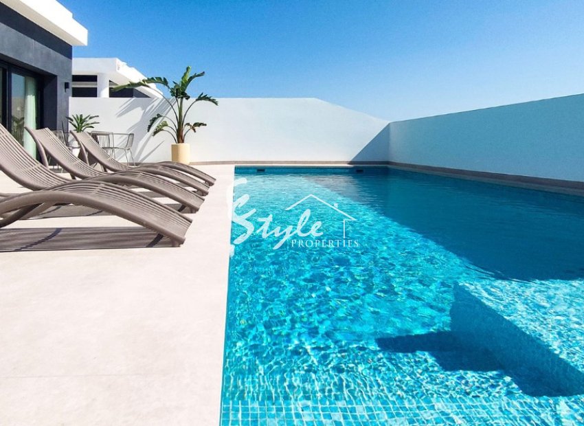 Nueva villa en venta en Ciudad Quesada, Alicante, Costa Blanca. ON1898