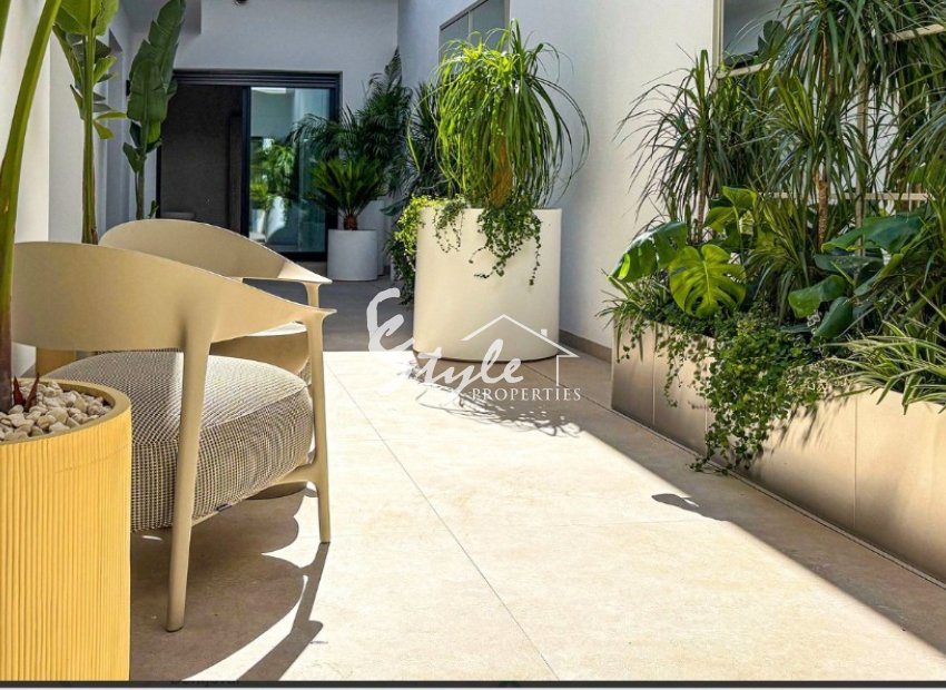 Nueva villa en venta en Ciudad Quesada, Alicante, Costa Blanca. ON1898